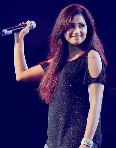 AadeezForever_'s tweet photo. King and Queen..!!🖤🧡
#AtifAslam #ShreyaGhoshal https://t.co/4sA3Hwsy9a