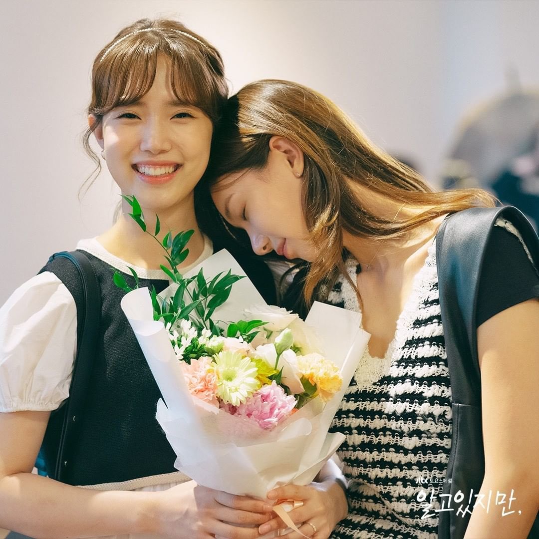 dorabanggu's tweet photo. 우리 솔지완 1주년 이다 .... 얘드라 잘 만나구잇지 ? 1주년 축하해 🫶 https://t.co/xGYSXQ7bC7