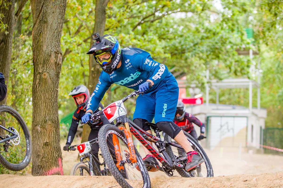 Beaumontracing's tweet photo. My favourite photos from @4xprotour Round 5 in Eisenhüttenstadt.
Eyes on the prize.
📷 - @CharlesTheTog
#eisenhuttenstadt #germany #4xprotour #4x #mountainbike #racing #4timesthefun https://t.co/08MVJYYGTF