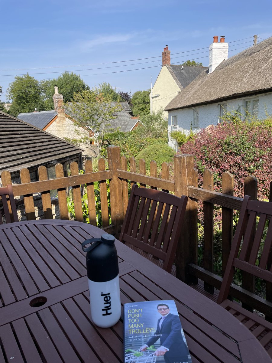 Andrew Montlake tweet media