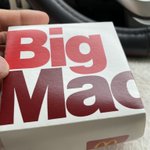 ビッグマック注文したら、まさかのパティが五枚のみ!取り替えてもらったら、さらに驚きの結果にｗ