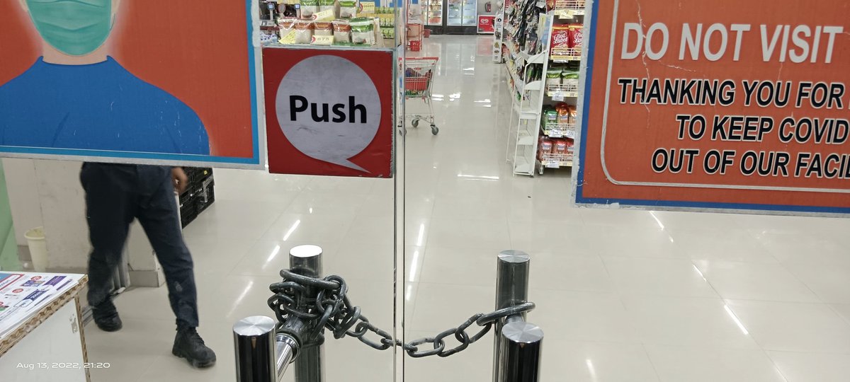AmitJha34344655's tweet photo. @akhileshprasad
I would like to inform you that #RelianceSmartPoint is not running as per your guide line at the attached location
We have observed many times that this store closes the customer entry at 9 o'clock in the night, we feel that it is not right from the business. https://t.co/uKsKhHmyUX