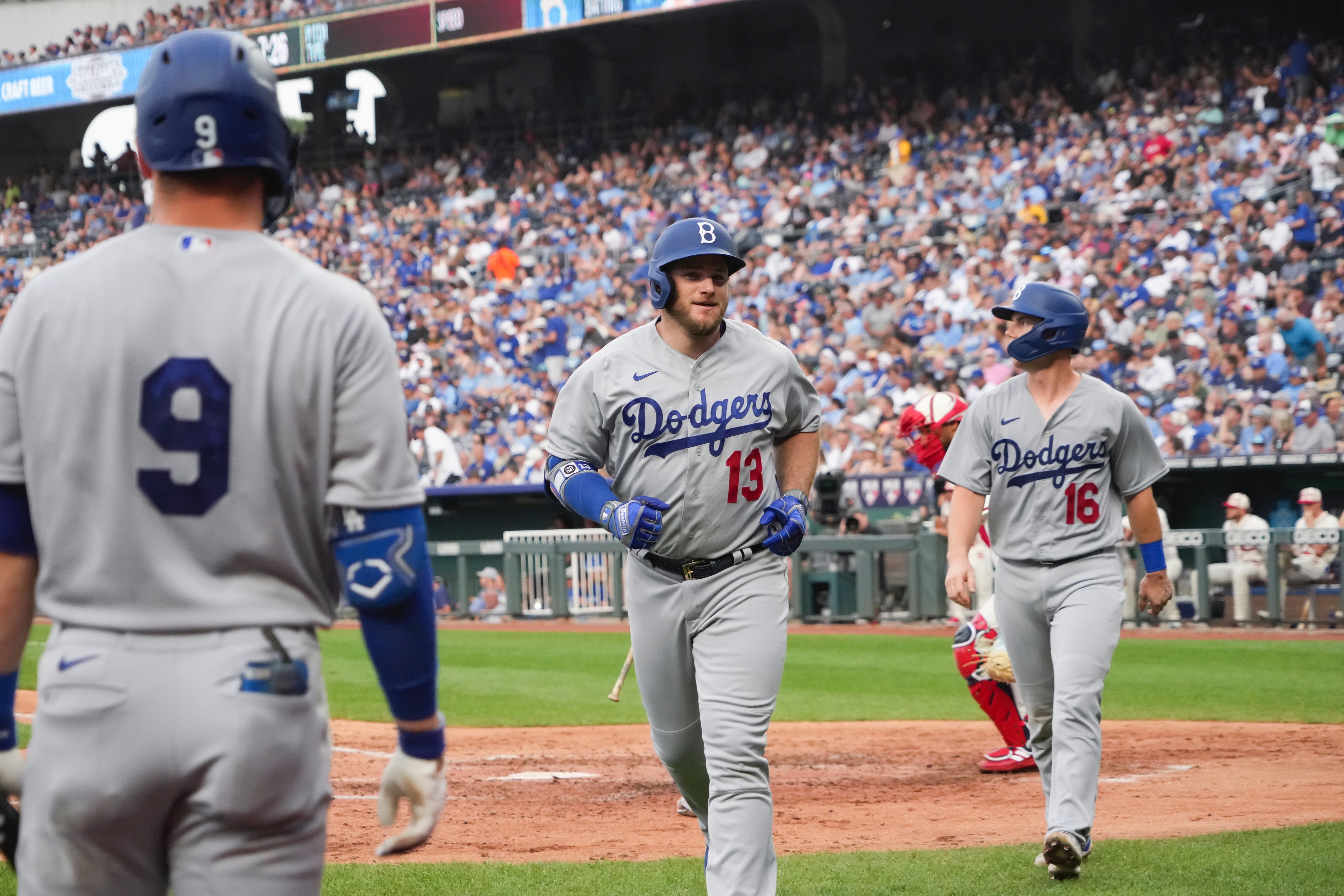 Dodger Insider on X: The Dodgers on Saturday wore the uniforms of