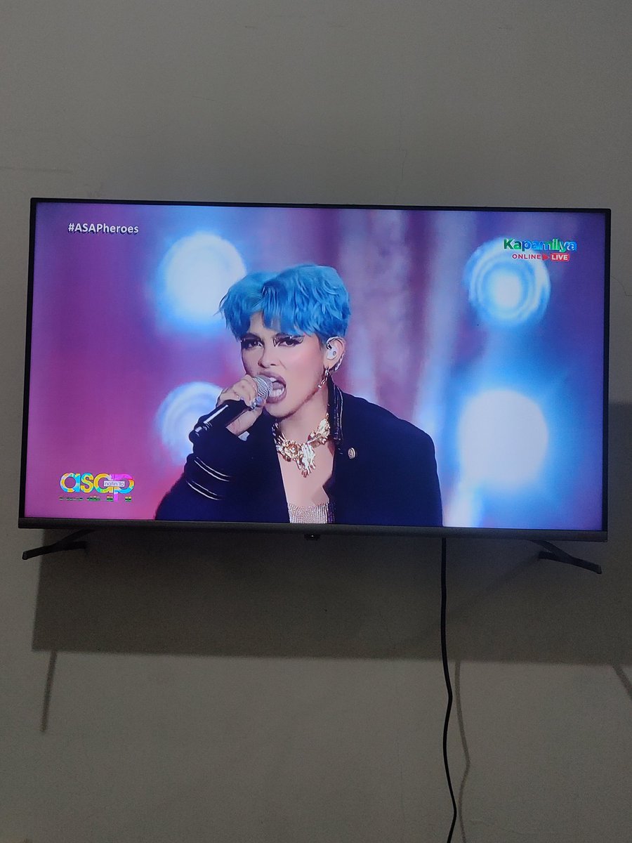 aiuortiz's tweet photo. Replay natin! Hahaha. Angas mo ateeee @KZofficial 💙 #ASAPheroes https://t.co/l4b4XSceSP