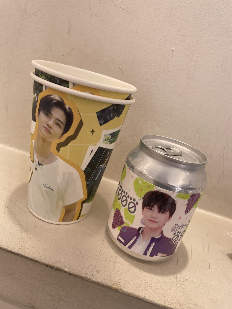 6KSBwh59deeD1vo's tweet photo. 어제 잘갔다왔습니다! 들어가자마자 재민이다 입구에서 기다리고 있네요💚 넘 잘 놀다 왔습니다!#Its_NANA_today https://t.co/hhLR9E9MQA