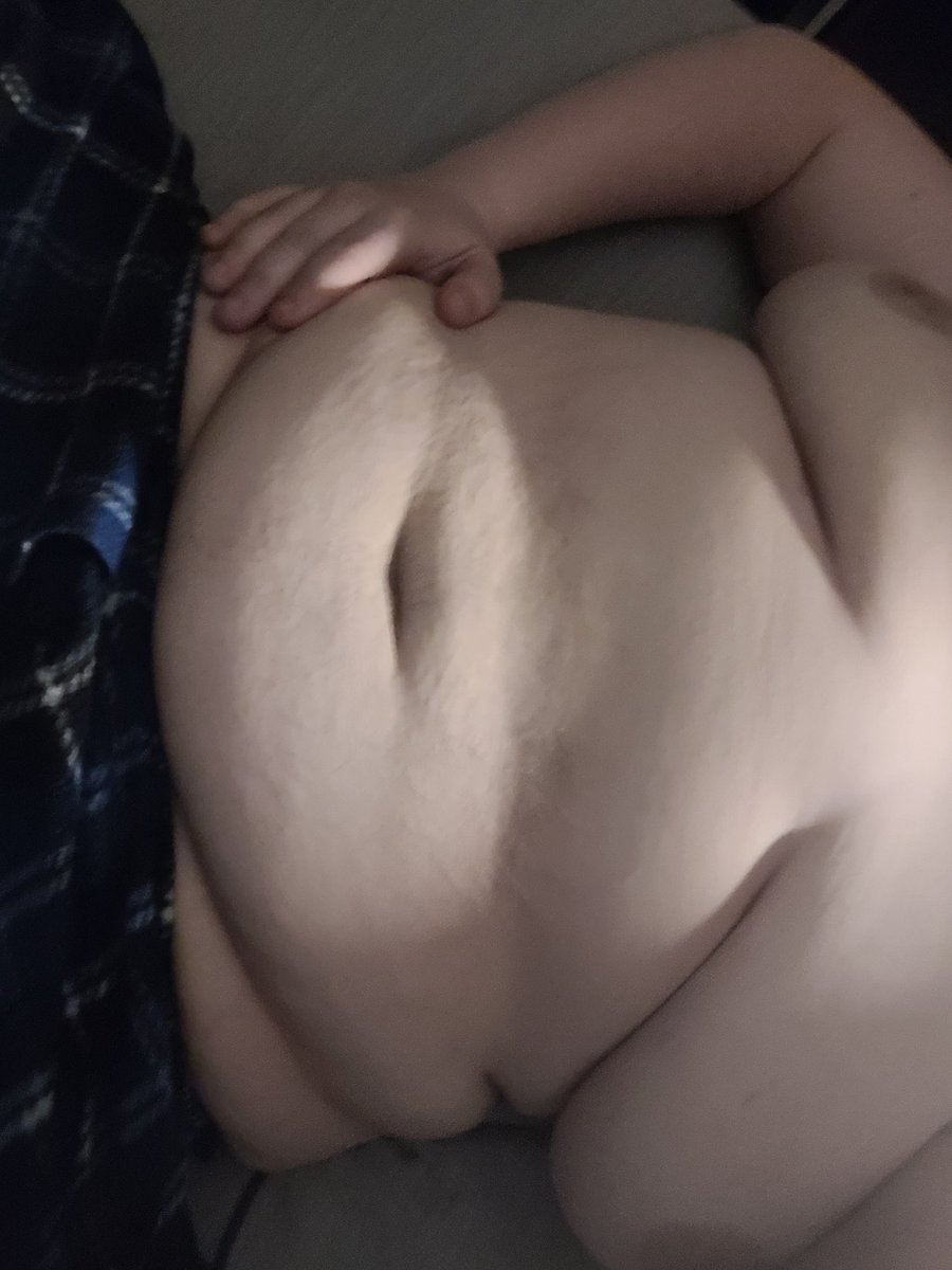 BalloonBelly69's tweet photo. The difference is already staggering and I still want to get bigger https://t.co/gOmIiSLVX5