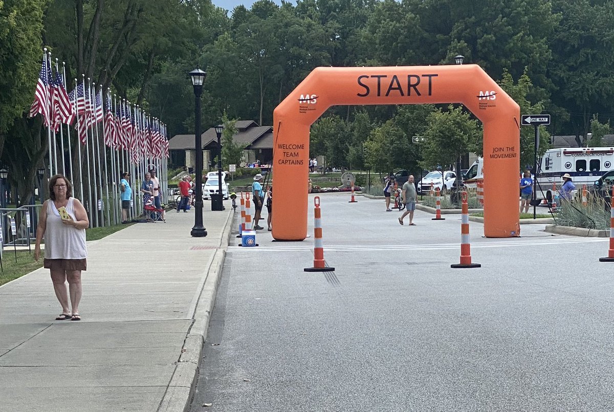 RLMjrArts's tweet image. Berea hosted the MS150 start and finish last weekend amazed by my team #teamlefthand , all that rode, and those that cheered or made it possible . #crushMS  !