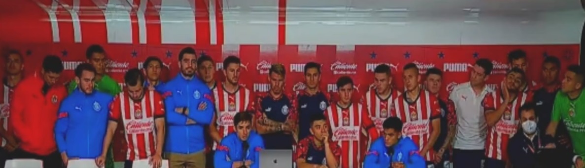 SancadillaNorte's tweet photo. El plantel de Chivas sale a la rueda de prensa. Se sienten apenados con la afición.

"La siguiente taquilla es gratis, para que no nos abandonen", anuncian. https://t.co/VR9qHXgia4