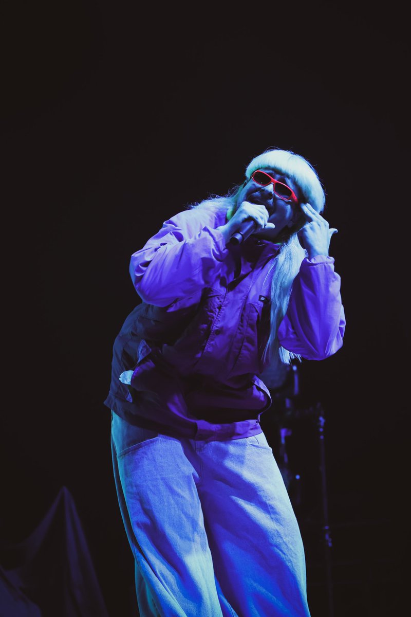 sampearll's tweet photo. Photographed @Olivertree tonight 🤠 https://t.co/F3uCO2JNIJ