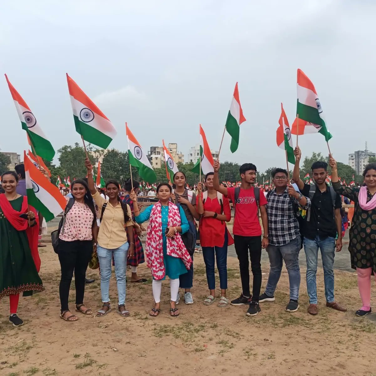 _SigmaScience's tweet photo. Tiranga yatra leaded by Chief Minister Bhupendrabhai Patel at Polo Ground Vadodara, our Faculty and Students of M. Sc. and B. Sc. participated this big event on 9th August 2022. https://t.co/jg8gaNJigl