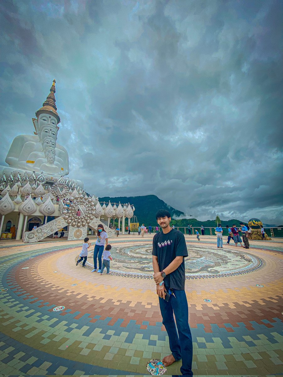 CheyNach's tweet photo. # - อยู่ด้วยแล้วรู้สึกดี อันนี้เขาเรียกว่ารักรึป่าวว่ะ เขาไม่มีความรู้สึกดีให้เรา เขาก็เลยจะเทเรายังไงก็ได้อ้ะเนอะ เขาไม่คิดถึงความรู้สึกของเราหรอก ว่าข้างในเรามันเจ็บแค่ไหน https://t.co/gLV0ViZbv3