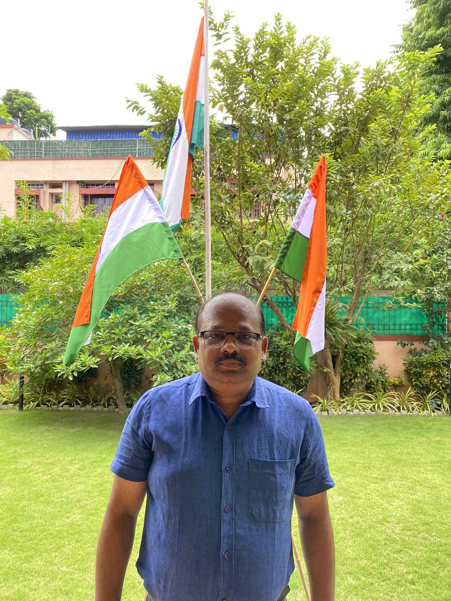 Selfie with national flag .. Niraj Verma, Guwahati, Assam 
#AzadiKaAmritMahotsav
#HarGharTiranga
#HarGharTirangaAssam

Tags to be done on photographs