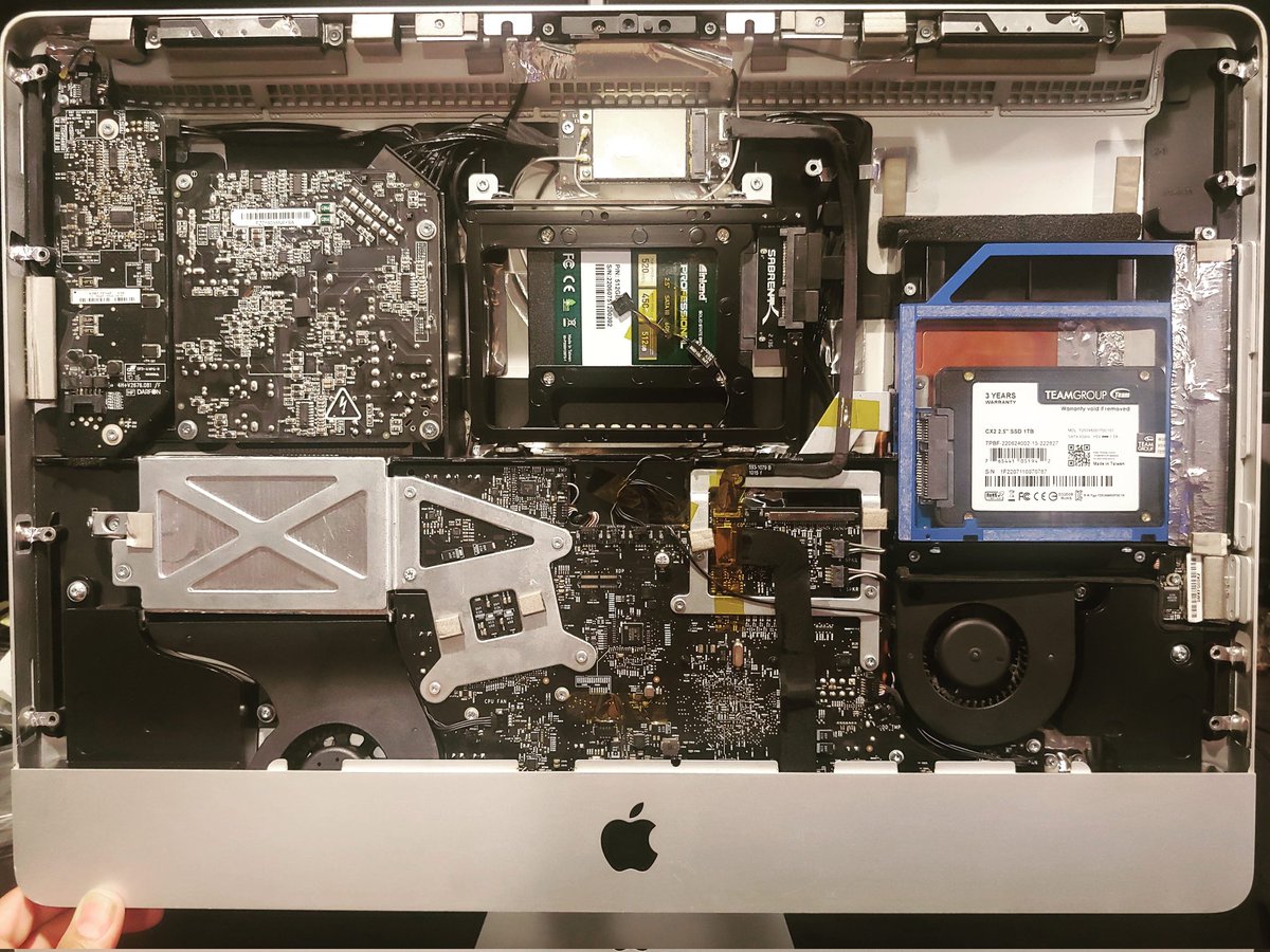 Completely upgraded this 2009 IMac. 2 SSDs and 16 GB of Ram. Time to close this one up and do a clean OS install! 

#nscomptechs #appleupgrade #2009imac #upgrades #ssdupgrade #ssd #computerupgrade #nyc #repairs #computerrepair #thanksforyoursupport #computers #apple