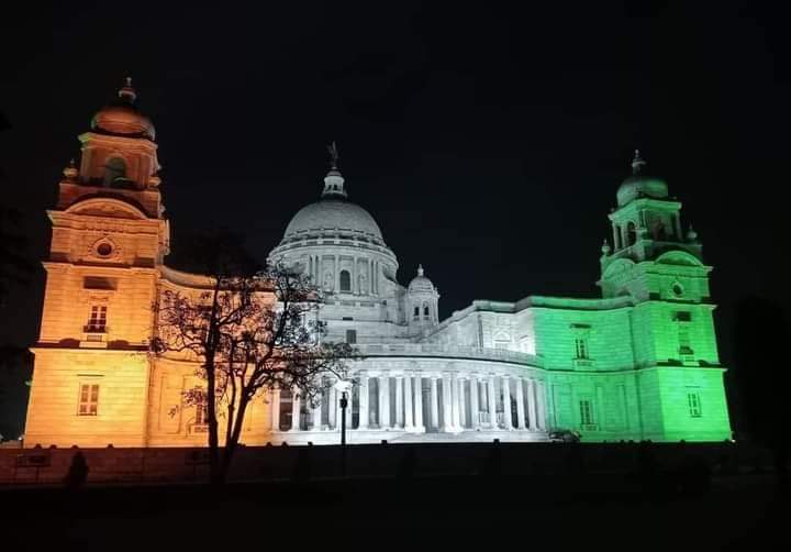 SDey83's tweet photo. Kolkata is ready for Independence Day . https://t.co/eRbuJ8iL0v