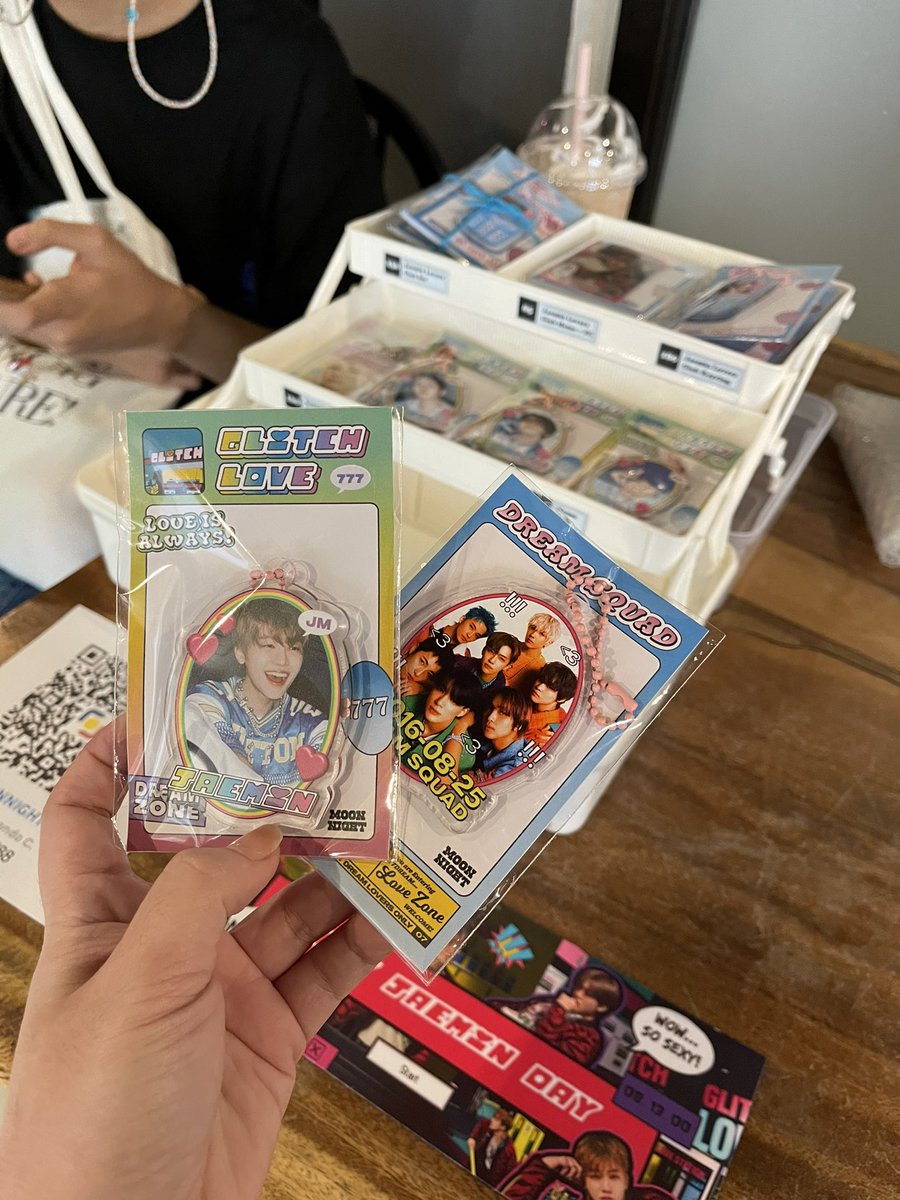 kjinjm_'s tweet photo. Cute keyrings from @moonnightph ๐ฅน
#HappyJaeminDay
#WelcomeToNArcade #NArcade
#ใธใงใใณ #JAEMIN #์ฌ๋ฏผ #NCTDREAM @NCTsmtown_DREAM https://t.co/o9NJfsuLYp