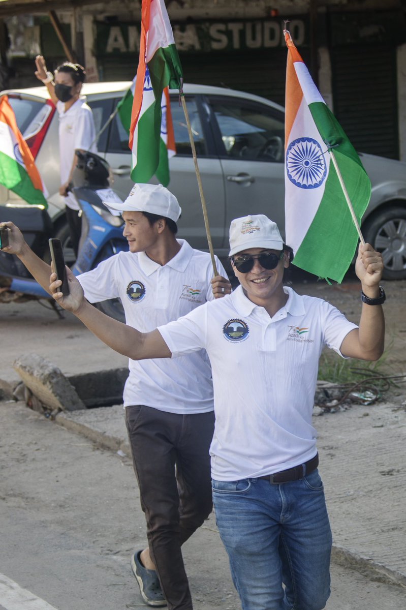 PemaKhanduBJP's tweet photo. भारत माता की जय 🇮🇳

Let patriotic feeling kindle in our hearts.💖

Happy to have joined Bike Rally to celebrate grand #IndiaAt75 with Hon Union Minister Shri @KirenRijiju Ji, Itanagar Mayor Tame Phassang &amp; a large number bikers, as part of the #HarGharTirangaCampaign, today. https://t.co/0aVKsI7yYx