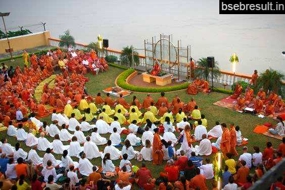 FollowBihar's tweet photo. 🏫Bihar School of Yoga
🧘an Institute for Advanced Studies in Yogic Sciences
🧘first of its kind in the world wholly devoted to the subject of yoga
🧘 Established at banks of Maa Ganga by Swami Satyananda Saraswati.
#FollowBihar https://t.co/xUOj99ifkg