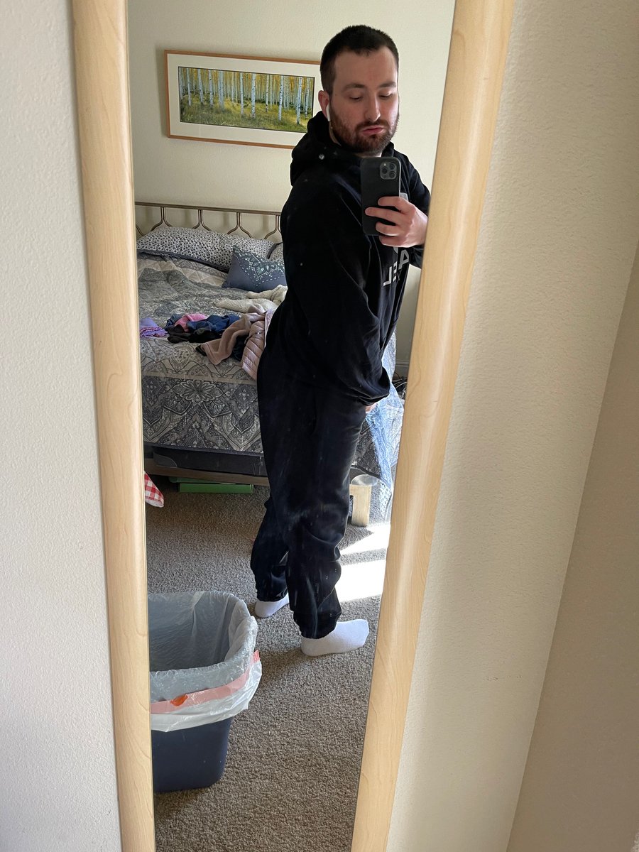 sweats and white socks is the ultimate hot fetish 🔥😍👅💦