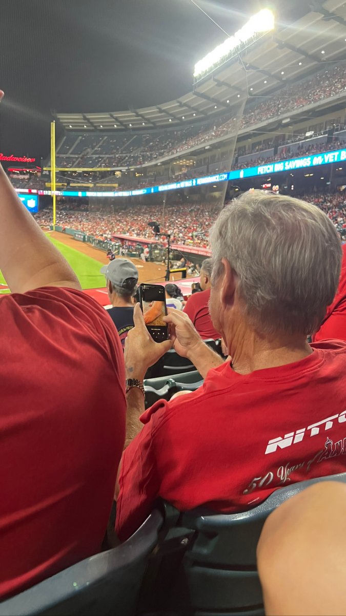 JosephAmjad's tweet photo. This is a tweet about baseball and feet. https://t.co/7AS4hjrPht