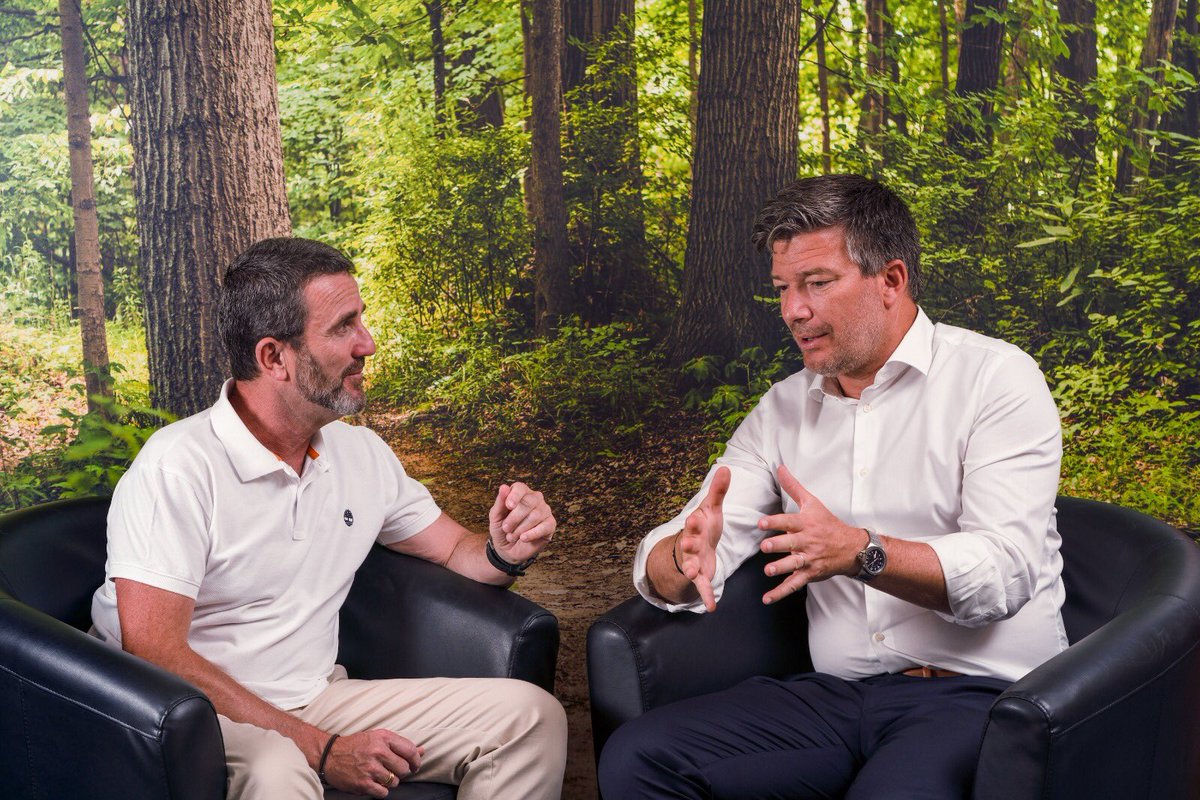 Hoy lanzo un llamamiento a la movilización de las empresas para que junto a <a href="/FSC_Spain/">FSC España</a>
construyamos el futuro de nuestros bosques. ¡¡Cuento contigo!! #GonzaloAnguita
Te invito a leer mi llamamiento en las páginas 38 y 39 de <a href="/XLSemanal/">XLSemanal</a> o en nuestra web bit.ly/3QmBcA5