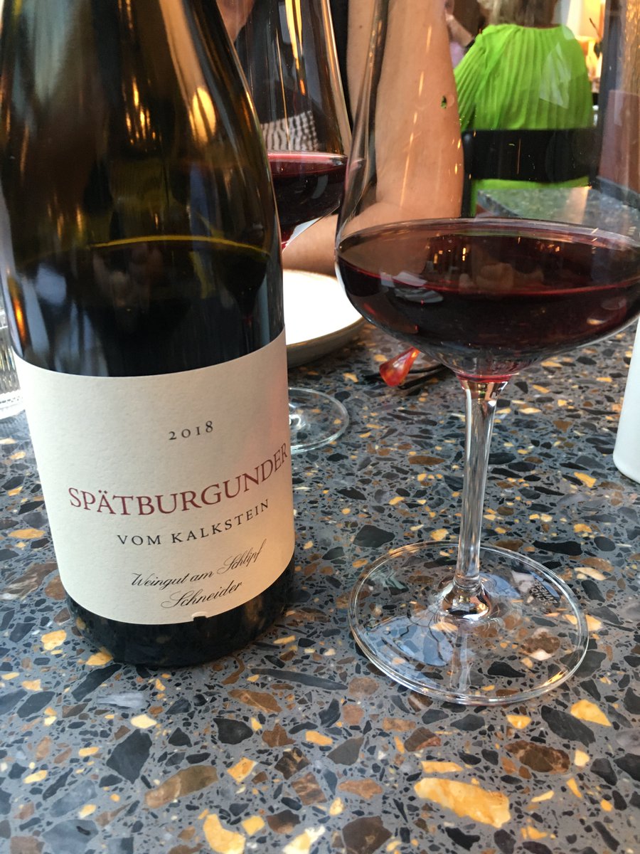 thewinetattoo's tweet photo. #BackinBelgium again to @visitgent for new @lonelyplanet #foodie book @winewankers @CHARLIEWINES @pietrosd @chicatravesias @winematcher  Still a great #foodie #craftbeer #wine city Pairing elegant #German #Spatburgunder with fusion clams @ funky new #hotel https://t.co/9HE7wtzlxF https://t.co/OcS2EceVJZ