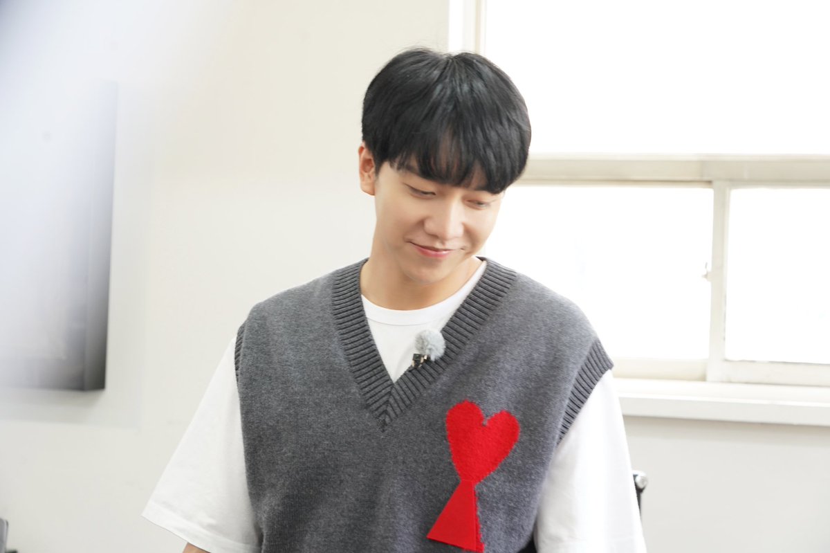 hookent3's tweet photo. 승기님의 설레는 미소에 자꾸 눈길이 가요.💕오늘 저녁 6시 30분 모두 #집사부일체 하세요🧚🏻‍♀️

📺 SBS 집사부일체
📺 매주[일] 저녁 6시 30분 방송
⠀
#이승기 #LeeSeungGi 
#후크엔터테인먼트 #hookentertainment https://t.co/fT87LR9Rlf