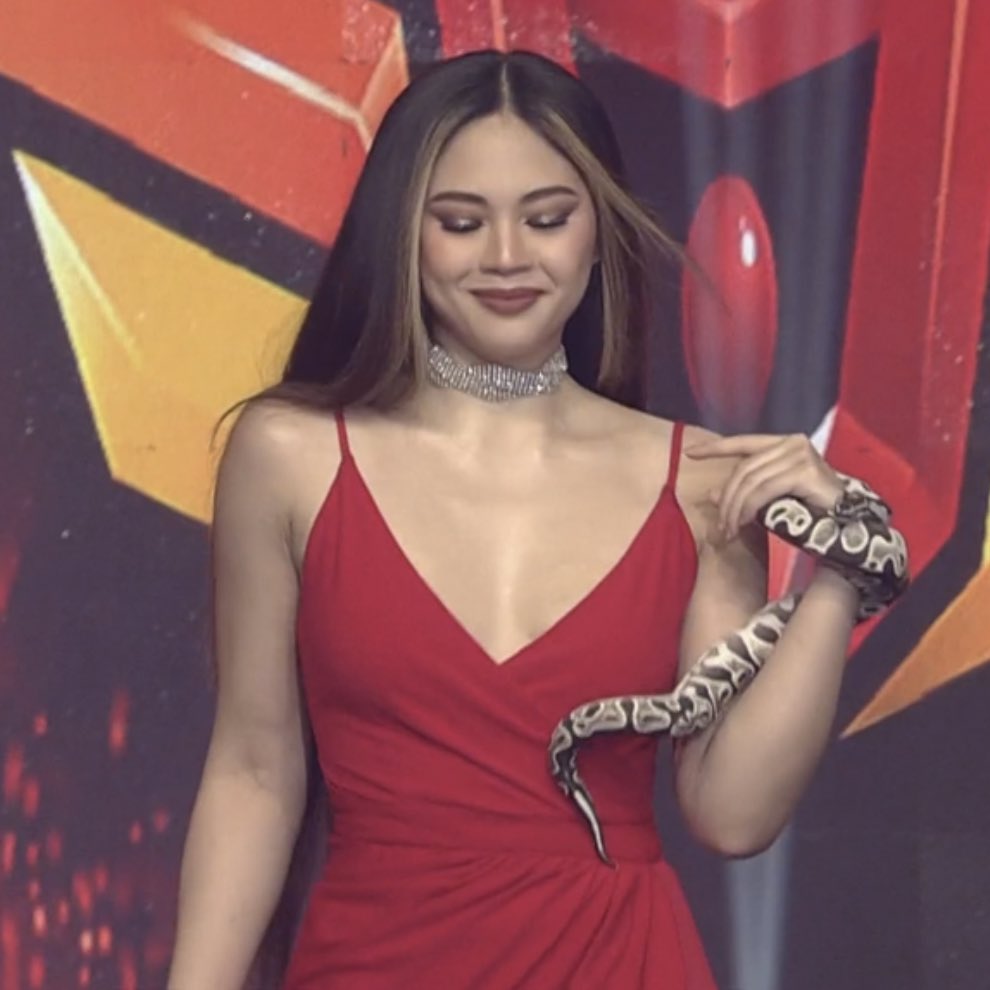 bestofjanella's tweet photo. Janella Salvador is the main event! https://t.co/6utE7AKBD1
