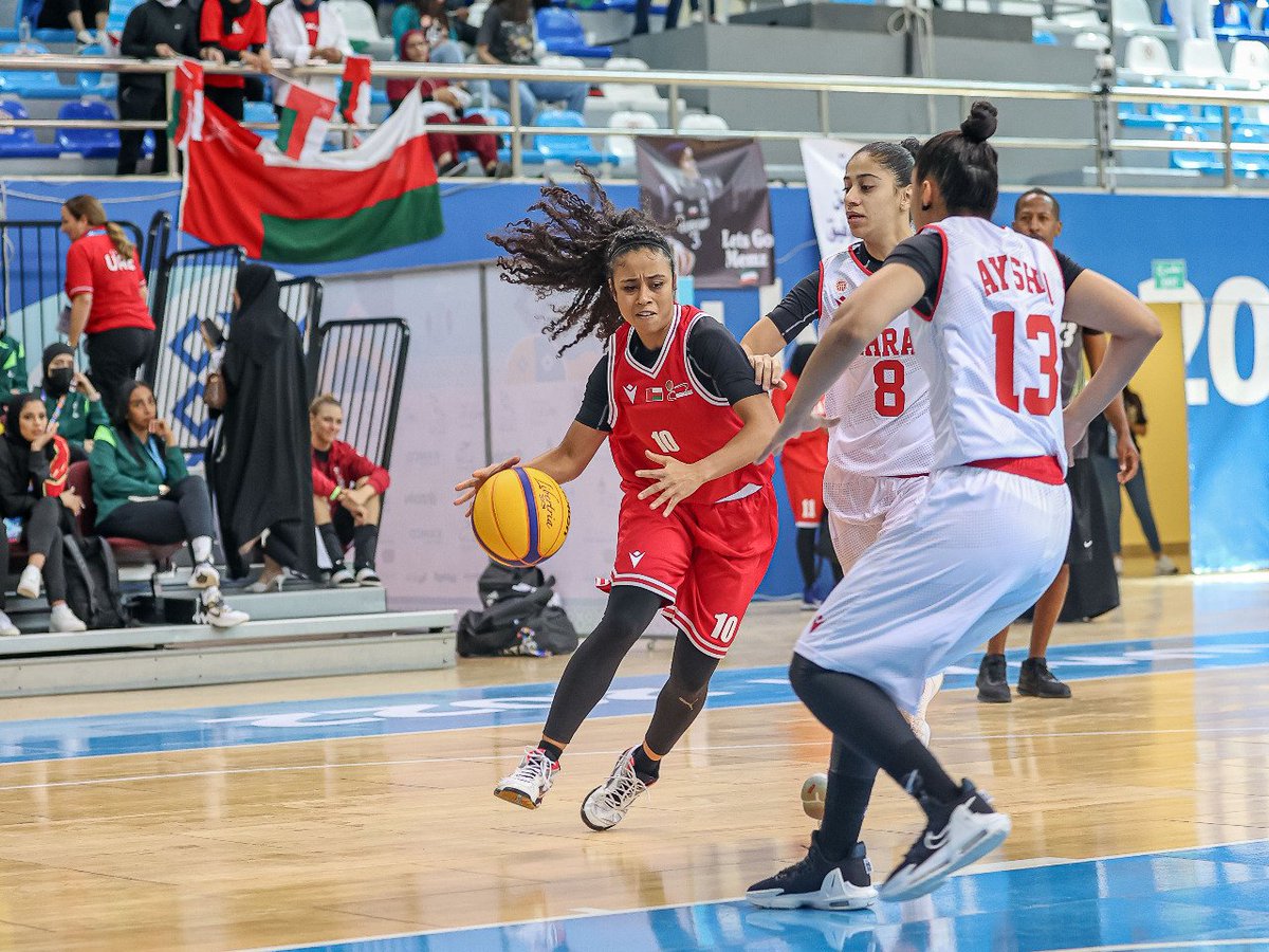 📸| في إطار المنح المقدمة من التضامن الأولمبي باللجنة الأولمبية الدولية للجان الأولمبية الوطنية، نجحت #اللجنة_الأولمبية_العُمانية  في الحصول على منحة لدعم المنتخبات الوطنية للاتحاد العُماني لكرة السلة (فئة السيدات) لمدة 3 سنوات، بهدف تأهيل المنتخب الوطني للسيدات.