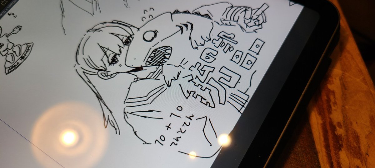 10サン、恐ろしいスピードで魅力的な絵を描いていくので震えてた。 