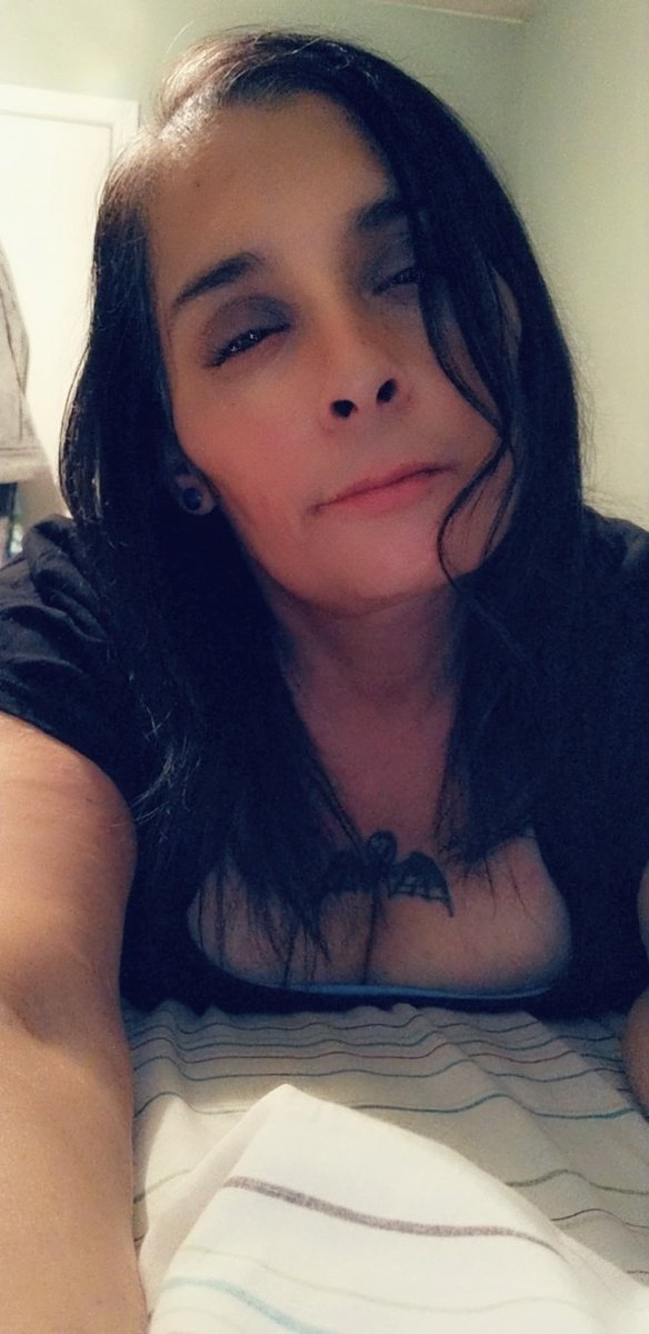 MadRoxStar's tweet photo. #Drunk #Stoned #InMyFeels #DistractMe https://t.co/iFmzhlaoBg