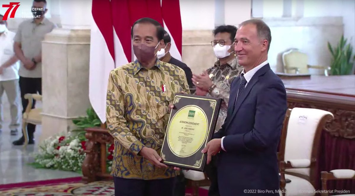 setkabgoid's tweet photo. Swasembada Beras, Indonesia Raih Penghargaan dari International Rice Research Institute

#KabarKabinet @Kementan 
https://t.co/FxjwLJON2p https://t.co/fqbEoQQ3I1