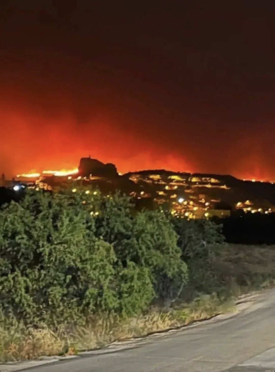 Ms_Mirena's tweet photo. #ifanondemoncayo tristeza inmensa 
#Borja #Moncayo https://t.co/wz7POVZUkz
