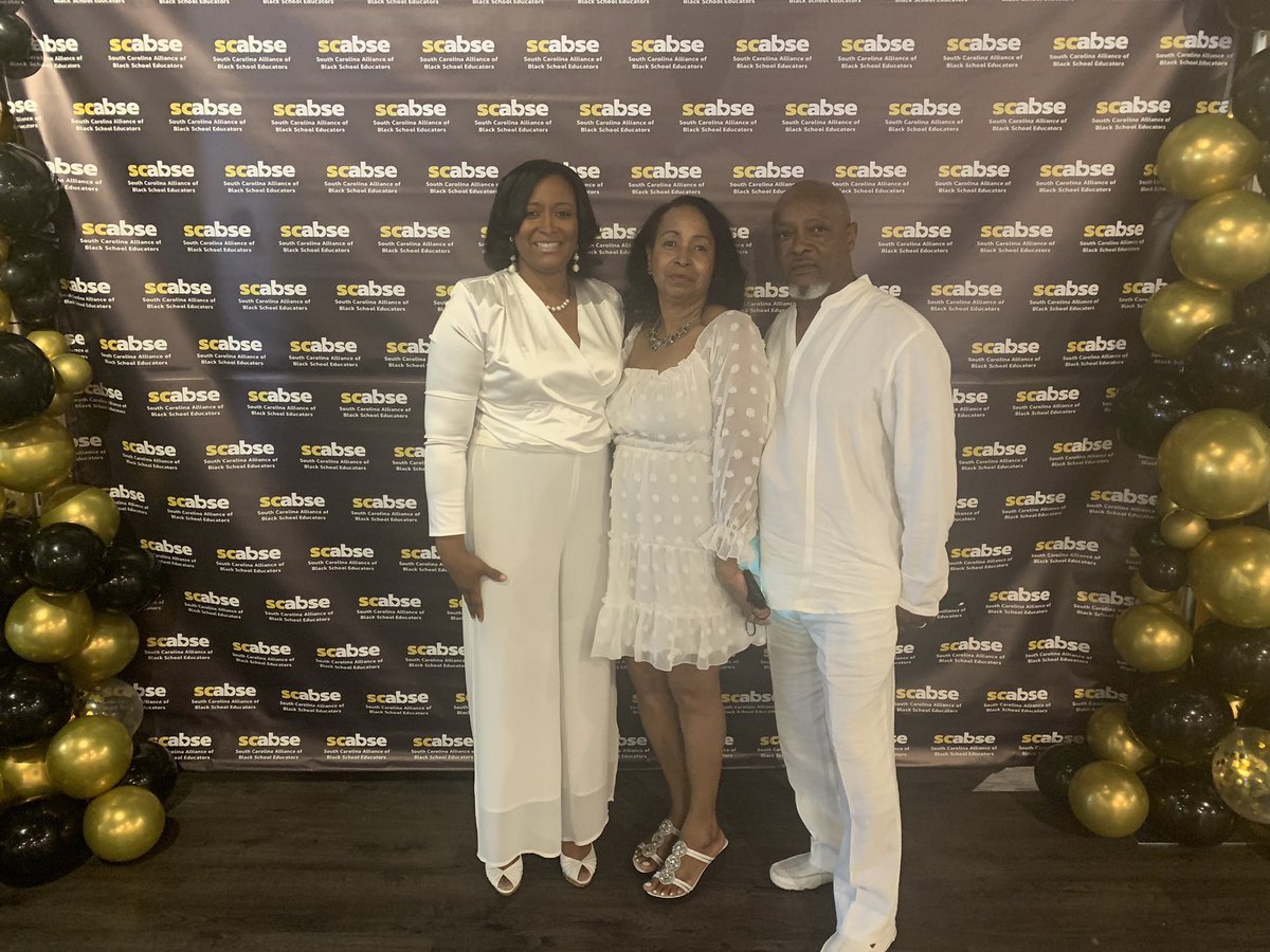 Dr. Ameca Thomas tweet media