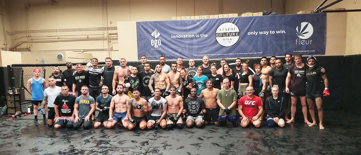 RinNakai2's tweet photo. I would like to express my gratitude to the coaches who gave me lessons and taught me the highest level of techniques.
Plenty of practice partners
There are many women, so you can practice as much as you want and become stronger.
It's an ideal environment
#RinNakai
#XTREMECOUTURE https://t.co/w1sIfBVYI4