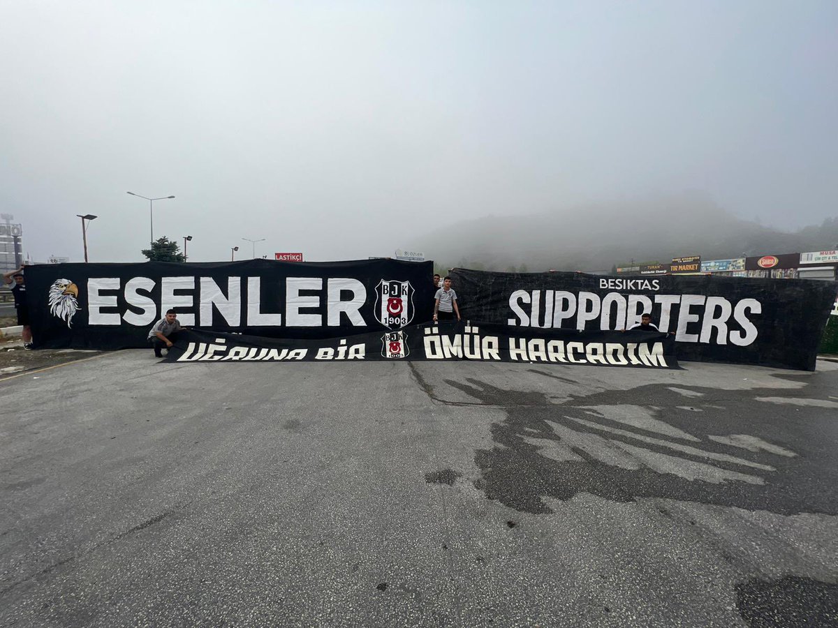 bjkbouncers's tweet photo. UĞRUNA BİR ÖMÜR HARCADIM 🦅

#BjkSupporters #BjkBouncers #AwayDays https://t.co/RCUB2eGW88