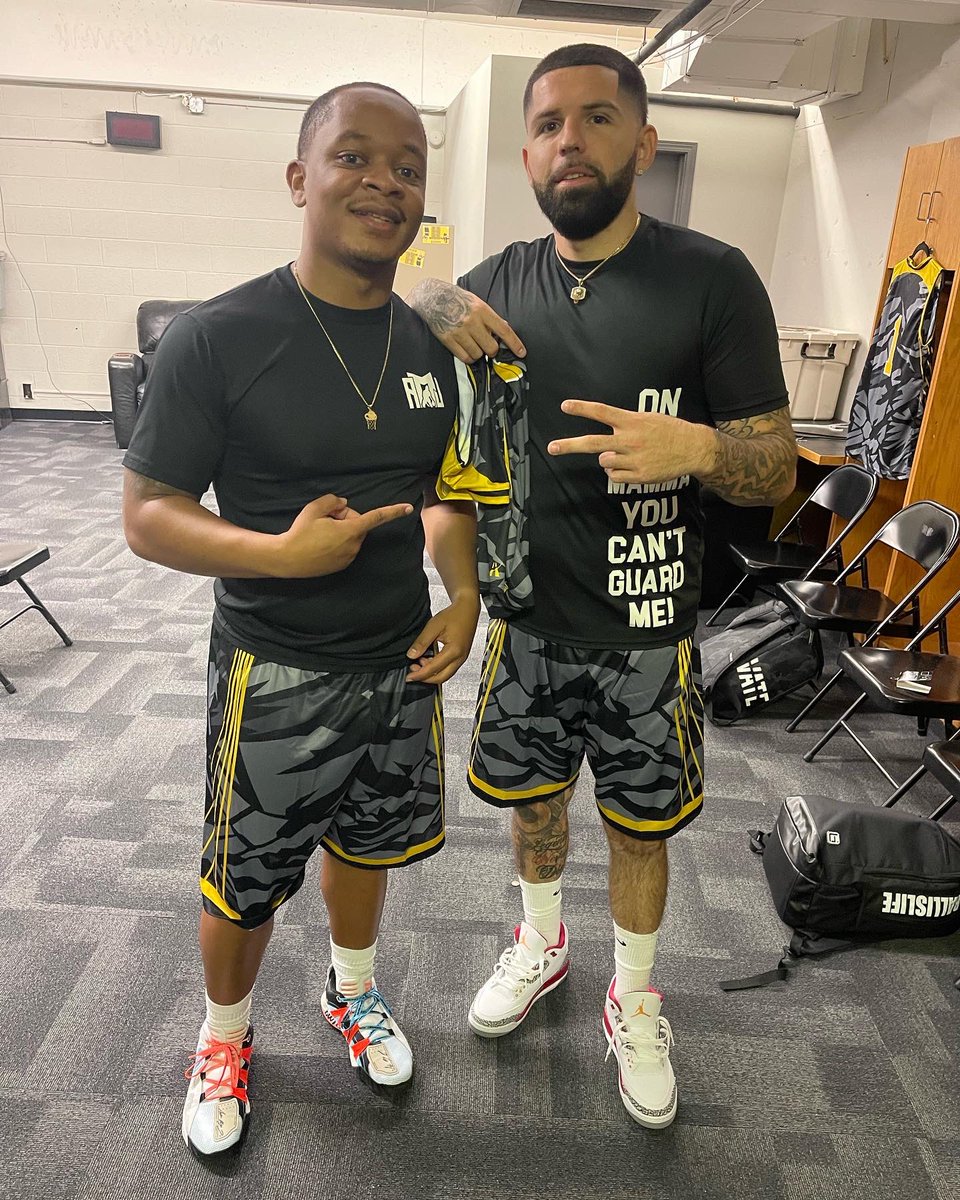 AdrianMaloneyJr's tweet photo. Tonight was fun; s/o to the festive hoop jam for putting this on and inviting me to come play. Another celebrity game in the books, until next time ✊🏽 (clips coming soon) 🏀 https://t.co/Ds3gpJmje5