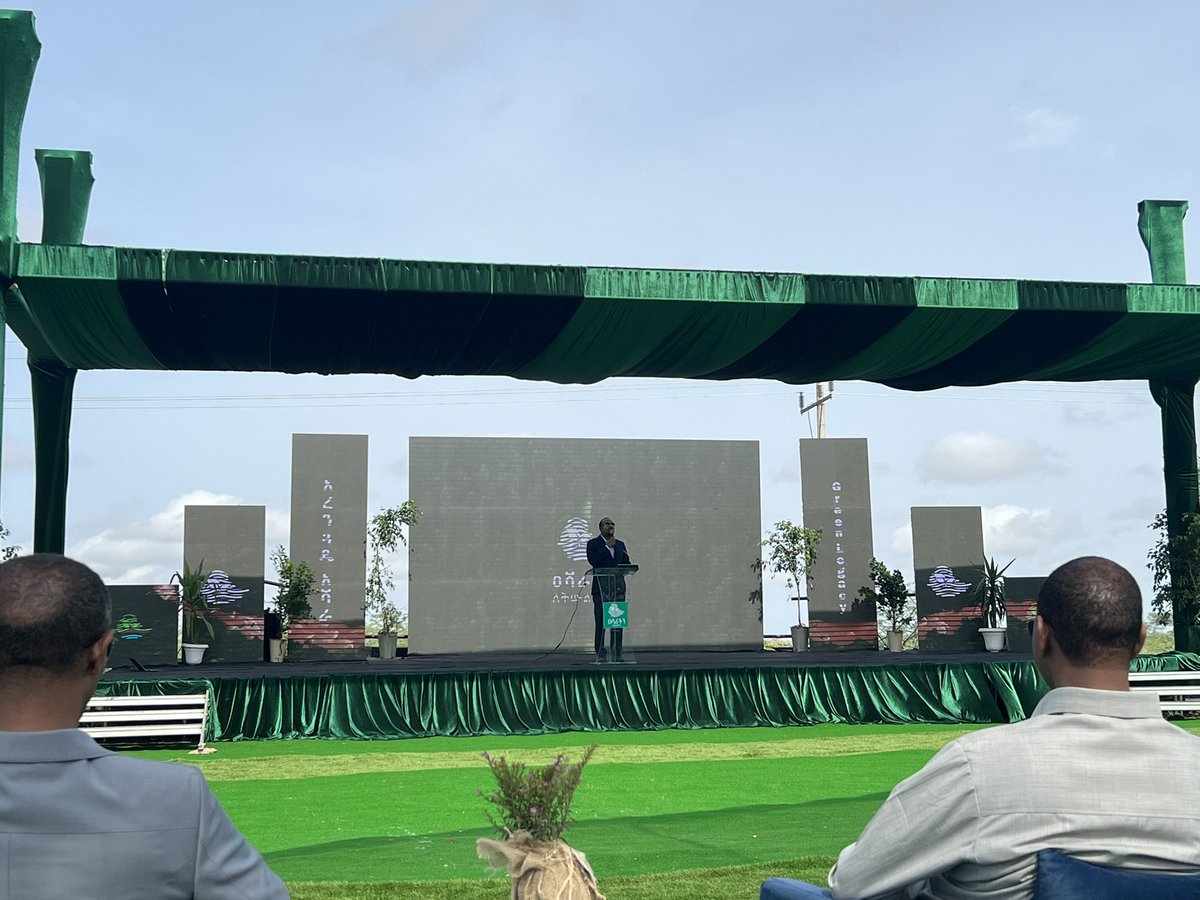 AbiyAhmedAli's tweet photo. The 4 years since we launched #GreenLegacy has demonstrated to us that we are a people that can ideate, plan and accomplish. We planned 20bil and achieved 25bil. Ours has been an inspiration for many throughout the world. We will continue building on our green culture! https://t.co/StUvA6Hbac