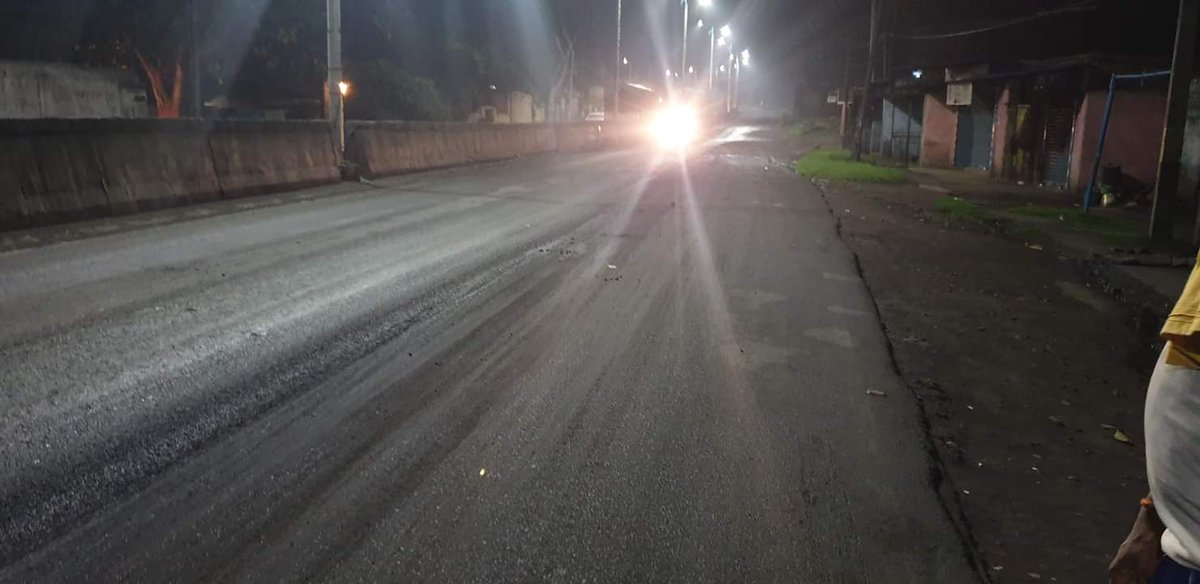 RoshanJ93764995's tweet image. माननीय झरिया विधायका पुर्णिमा नीरज सिंह से हाथ जोड़ कर निवेदन है की इतना अत्याचार मत करिए झरिया के लोगो को आपसे बहुत उम्मीद है आरएसपी कालेज पास इतना बुरा हाल है उसे नियमित रूप से साफ सफाई किया यह कभी भी बढ़ी दुर्घटना घट सकती है
#purnimanirajsingh
#Hemantsoren