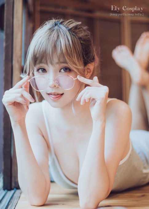 Twitterのコスプレ画像17