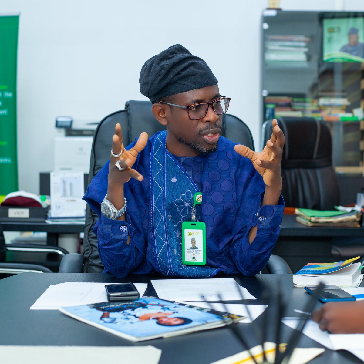 jewel_magazine's tweet photo. On the 10/August/2022 our team was privileged to have an interview session with the Director General of @GOGISOfficial @DrKUHassan at his office in Gombe, which he'll be featured in 2022 Edition of the @jewel_magazine
#gogis
#investINGOMBE
#jewspo_awards2022🥂 https://t.co/loFynUTaRW