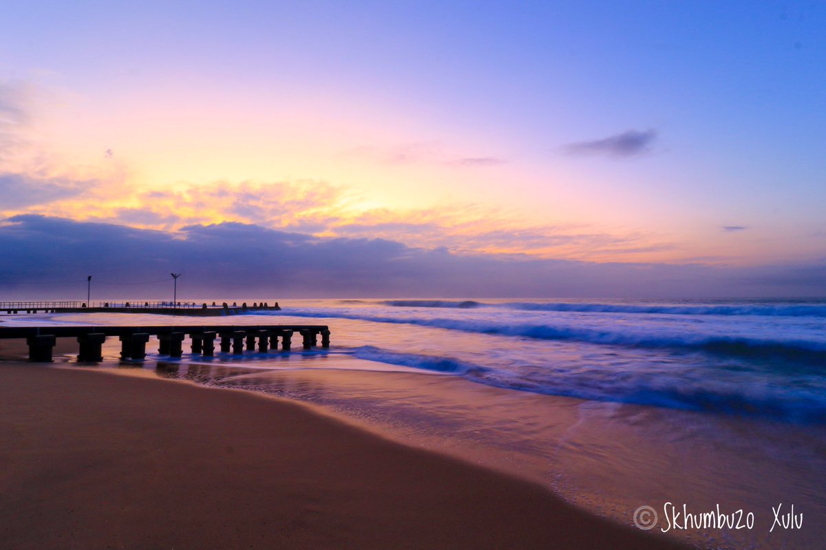mccoovane's tweet photo. Good Morning Durban 🇿🇦

And still, after all this time,
The sun never says to the earth,
"You owe Me."
Look what happens with
A love like that,
It lights the Whole Sky.

#ilovedbn #ethekwini #dnnbeach #sunrise #durbanhasmore #dbntourism #kzntourism #satourism #morningwalk https://t.co/146Rk5WG0D
