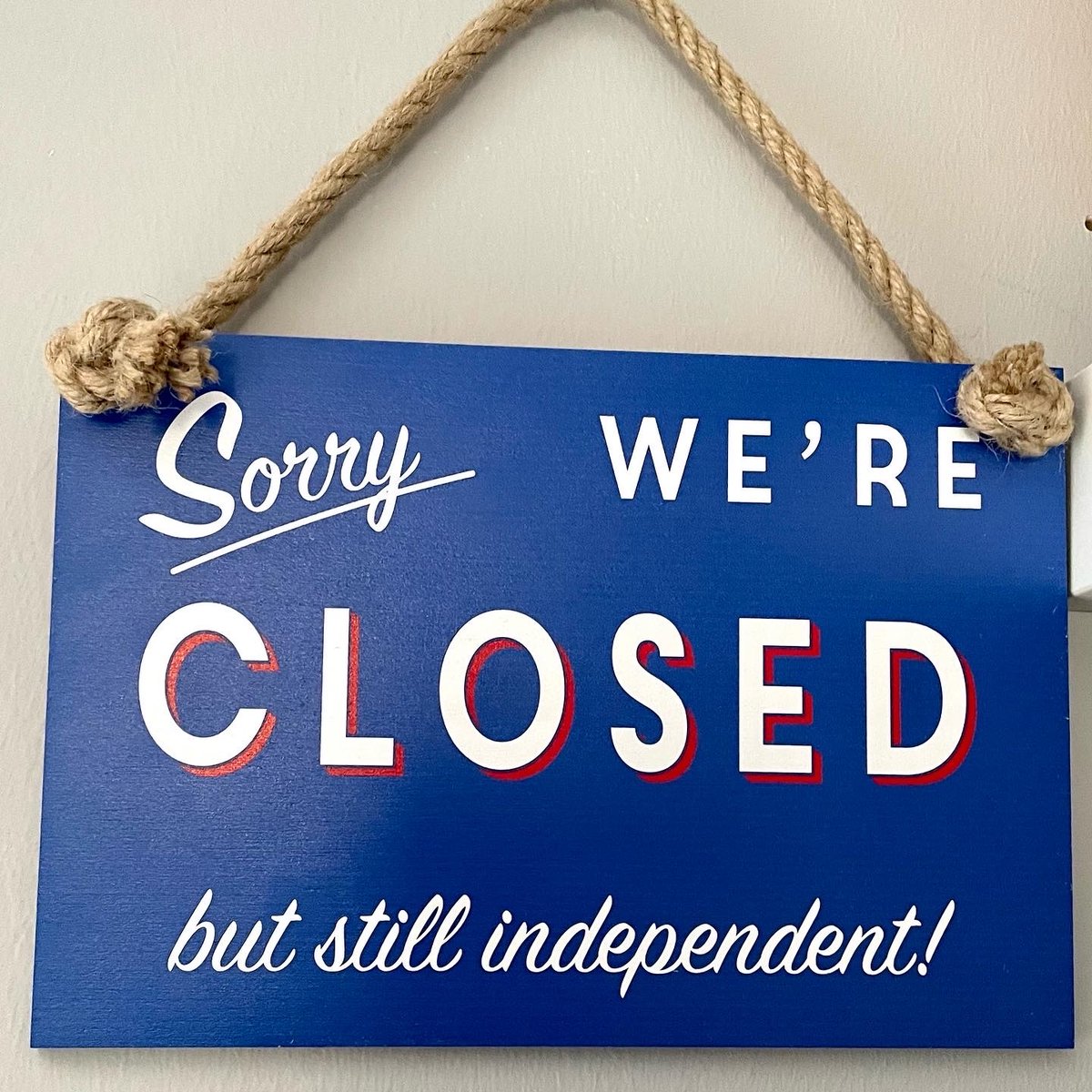 thepapercollect's tweet photo. It's Sunday, so our customer services is closed, but we will be back tomorrow from 9.30am till 6pm.

We are open 24/7 at https://t.co/KLu8UtBIvn
#family #weekendmood #weekend #getoutside #familyfun #weekendvibes #familytime #goodtimes #thepapercollective https://t.co/1FezHbkfoh