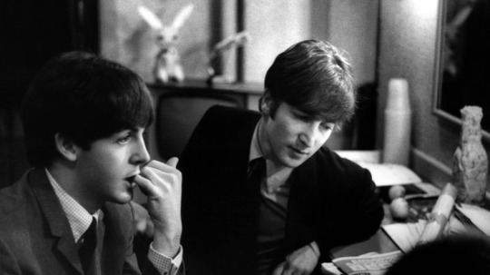 BeatlesHours's tweet photo. https://t.co/VXAFY37s4w