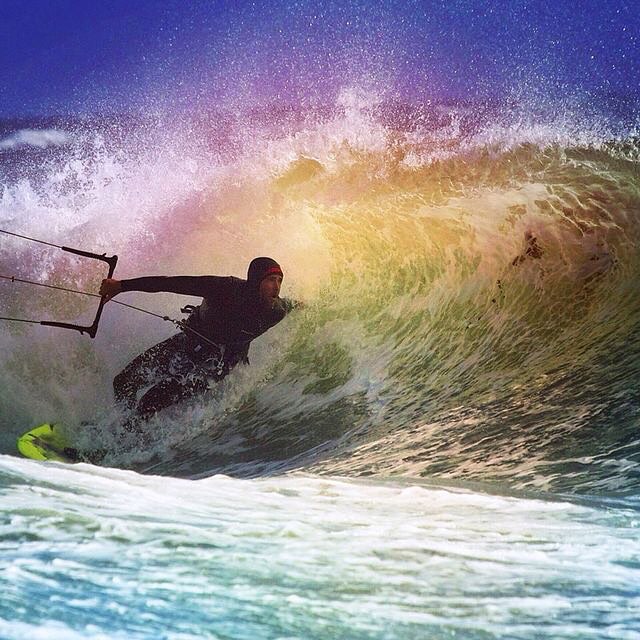 3xnPmp's tweet photo. The Road to Greatness, is paved with Bumps & Bruises
#kiteboardingzone #kitetrip #kiteschool #letskitesurf #kitesurfingphotosworld #kitesurfingworld #kiteboard #aeolian https://t.co/pDZLzLt0C9