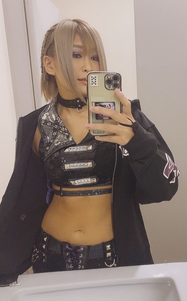 CodeOfLegends's tweet image. Felt cute.