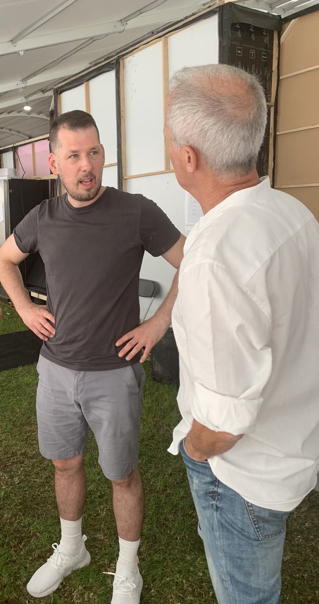 SHeLL40Lee's tweet photo. @ShrewsFlowerShw a fantastic come back in the food hall , great crowd , brilliant atmosphere, huge thanks to @philvickerytv for being awesome,@Shuttsie π€© our local chefs @chefpaulcrowe @WrekinHG Jacob Perry,Stuart Collins #Docket33 and Shaun Jones #Vinitywines #Brilliant https://t.co/iKHfkL06aJ