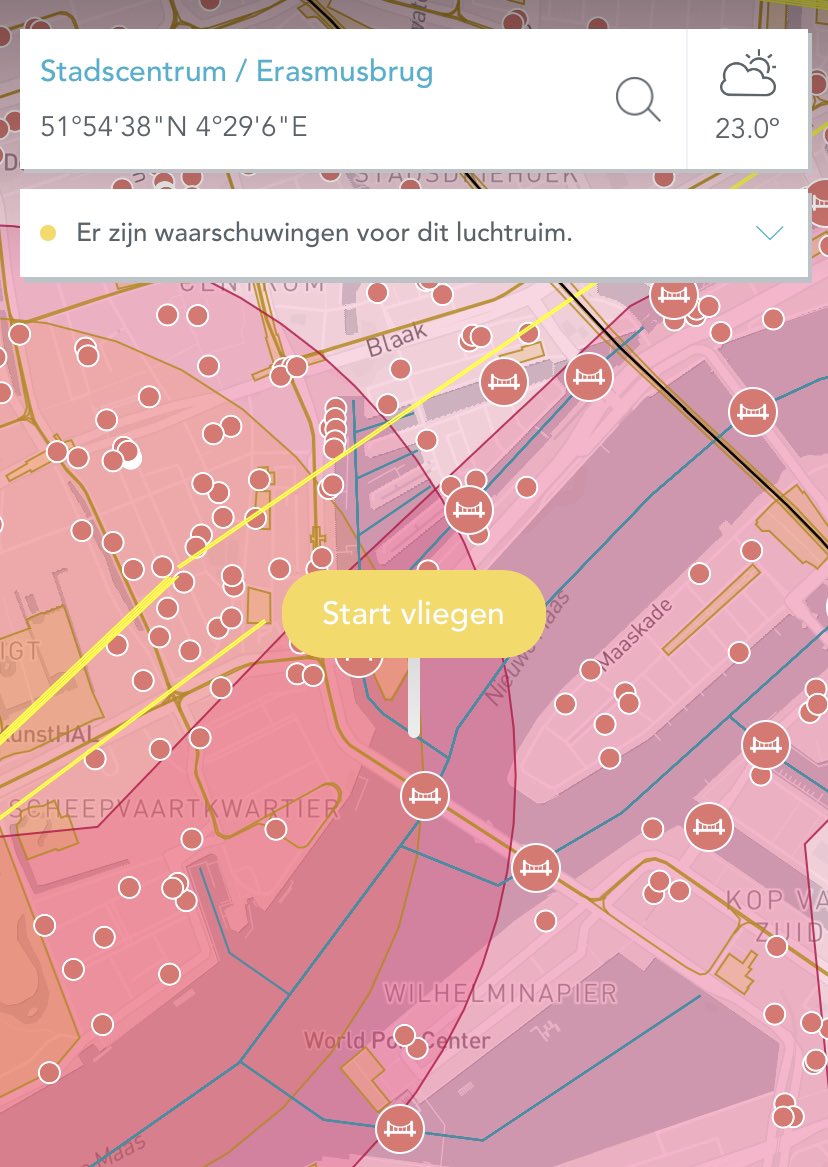 APassenier's tweet photo. @St_EarthRising @POL_Rotterdam Niet alleen irritant… maar ook niet toegestaan! https://t.co/HFCZmK5Wtx
