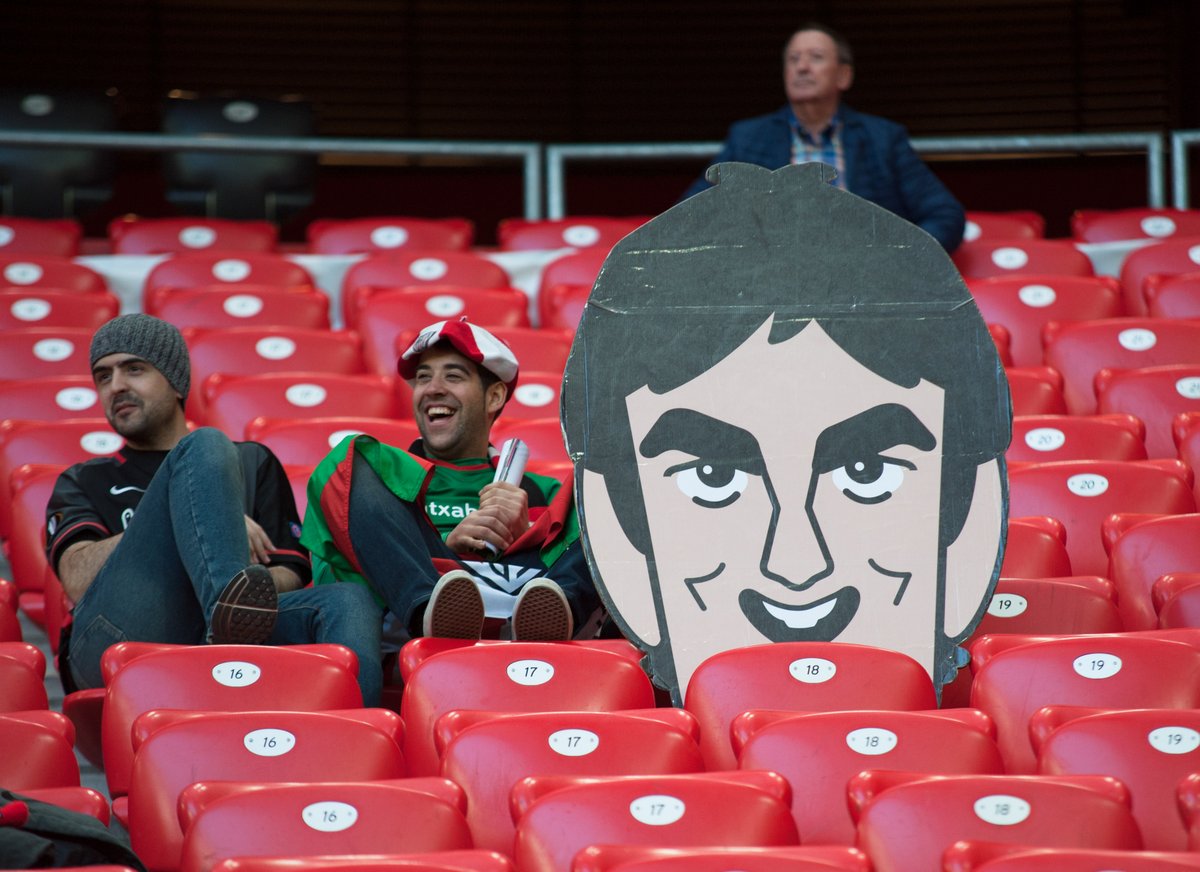 🎩 ¡Muchas gracias por el compromiso mostrado hacia el #AthleticClub y al fútbol, <a href="/mikelsanjo6/">Mikel San José</a>!

🦁 Siempre serás parte de la familia rojiblanca.

Zorterik oparoena ibilbide berrian!