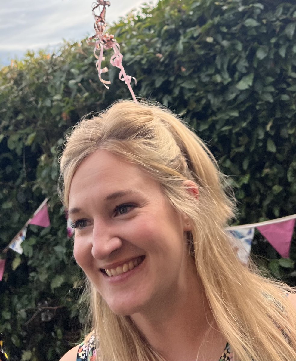 A fabulous happy birthday to <a href="/DrEveleigh/">DrEveleigh</a> 😊 

A wonderful colleague, friend and jewel in the crown of <a href="/PHUDiabetesTeam/">PHUT Diabetes</a> 

Best wishes from us all x