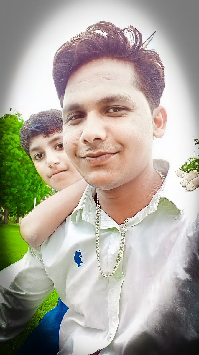 kanwat_saurabh's tweet image. 🌹लाइफ में एक बात हमेशा याद रखना, आपका विश्वास और ईमानदारी ही आपकी सबसे अमूल्य धरोहर है।🌹